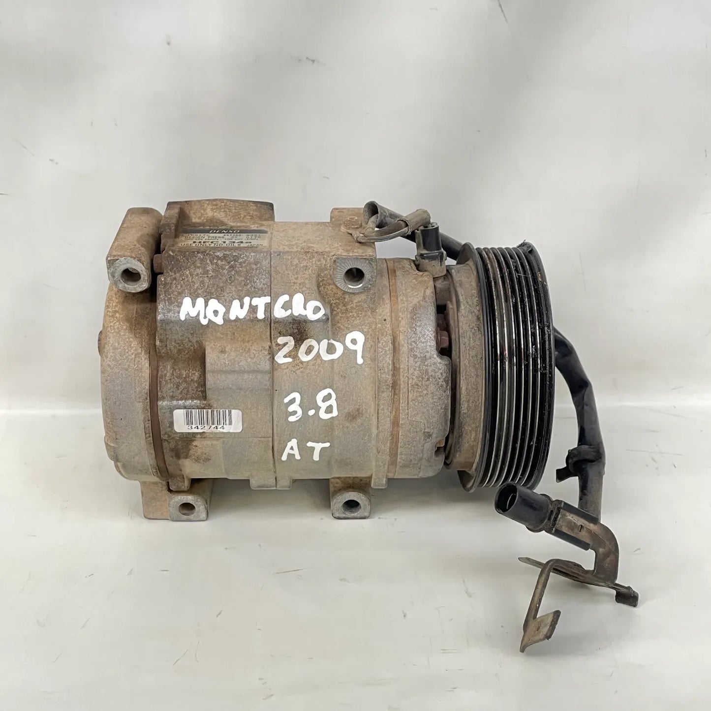 COMPRESOR A/C Mitsubishi Montero 2009 - 3.8 4x4 Bencina Automático