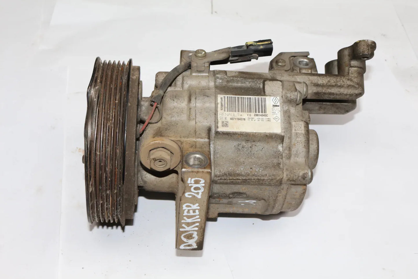 COMPRESOR A/C Renault DOKKER 2015 - 1.6 4x2 Bencina Mecánico
