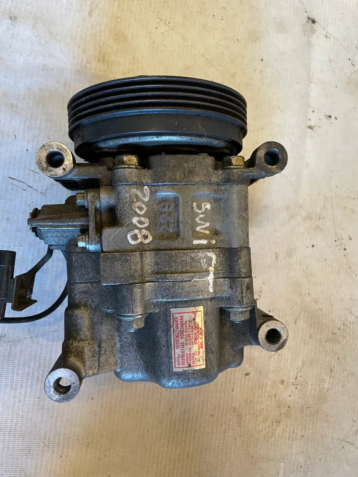 COMPRESOR A/C Suzuki Swift 2006 - 1.3 4x2 Bencina Mecánico