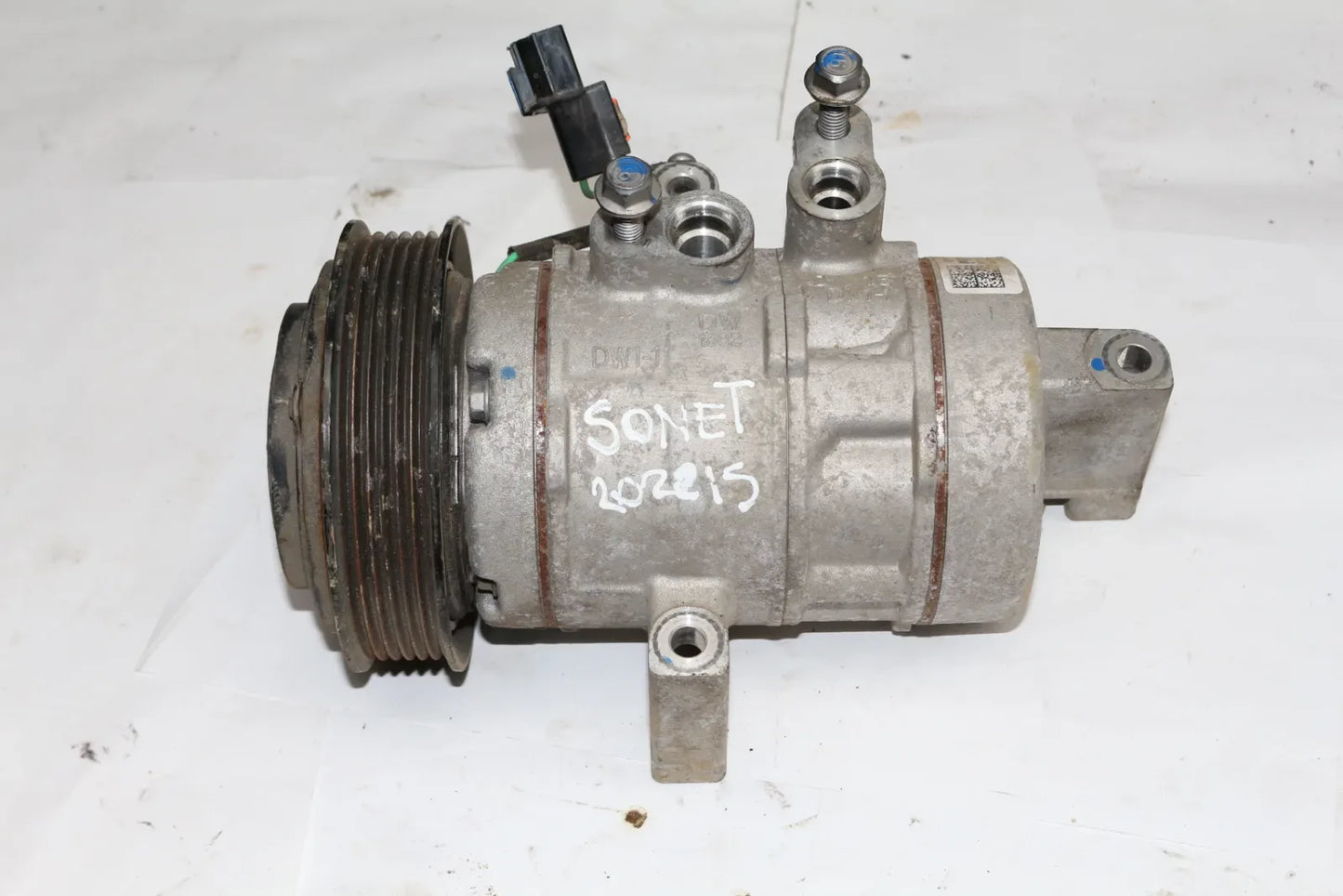 COMPRESOR A/C Kia SONET 2022 - 1.5 4x2 Bencina Mecánico