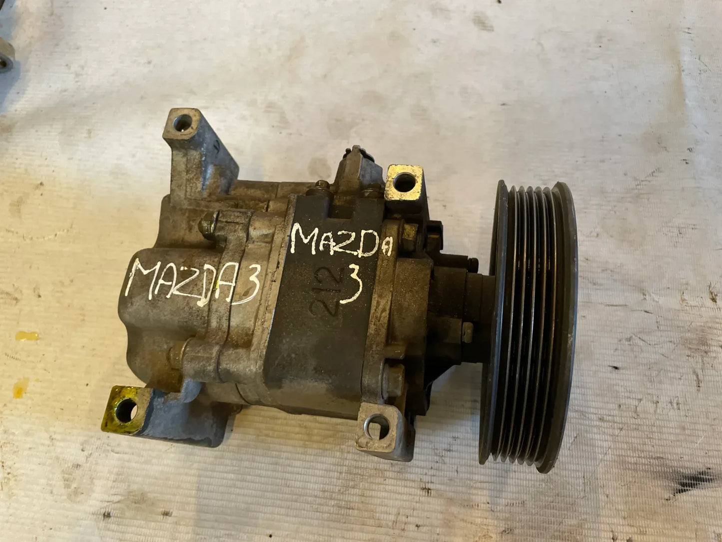 COMPRESOR A/C Mazda 3 2008 - 1.6 4x2 Bencina Mecánico
