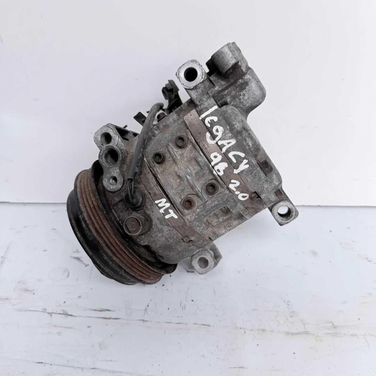 COMPRESOR A/C Subaru Legacy 1998 - 2.0 4x2 Bencina Mecánico