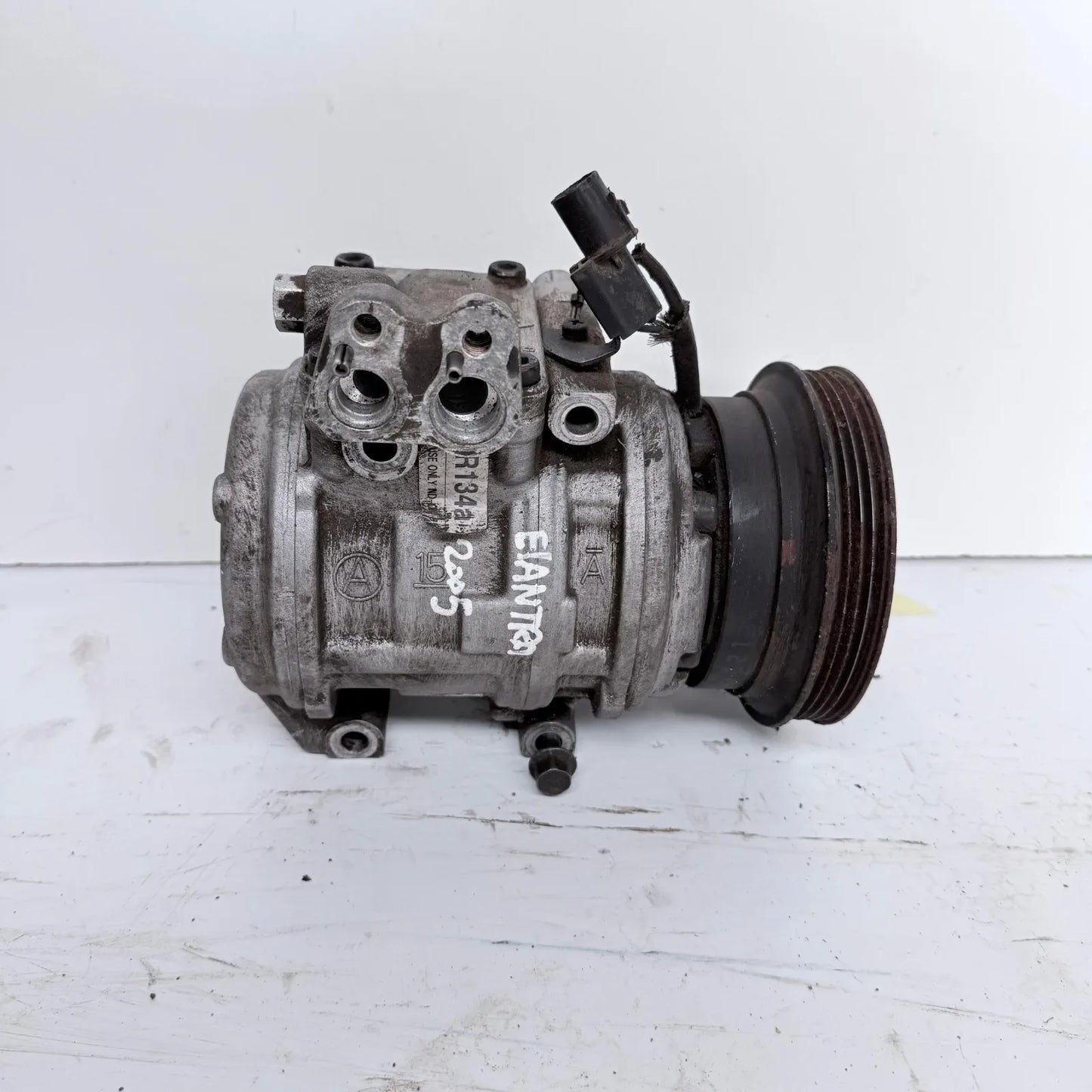 COMPRESOR A/C Hyundai Elantra 2005 - 1.8 4x2 Bencina Automático