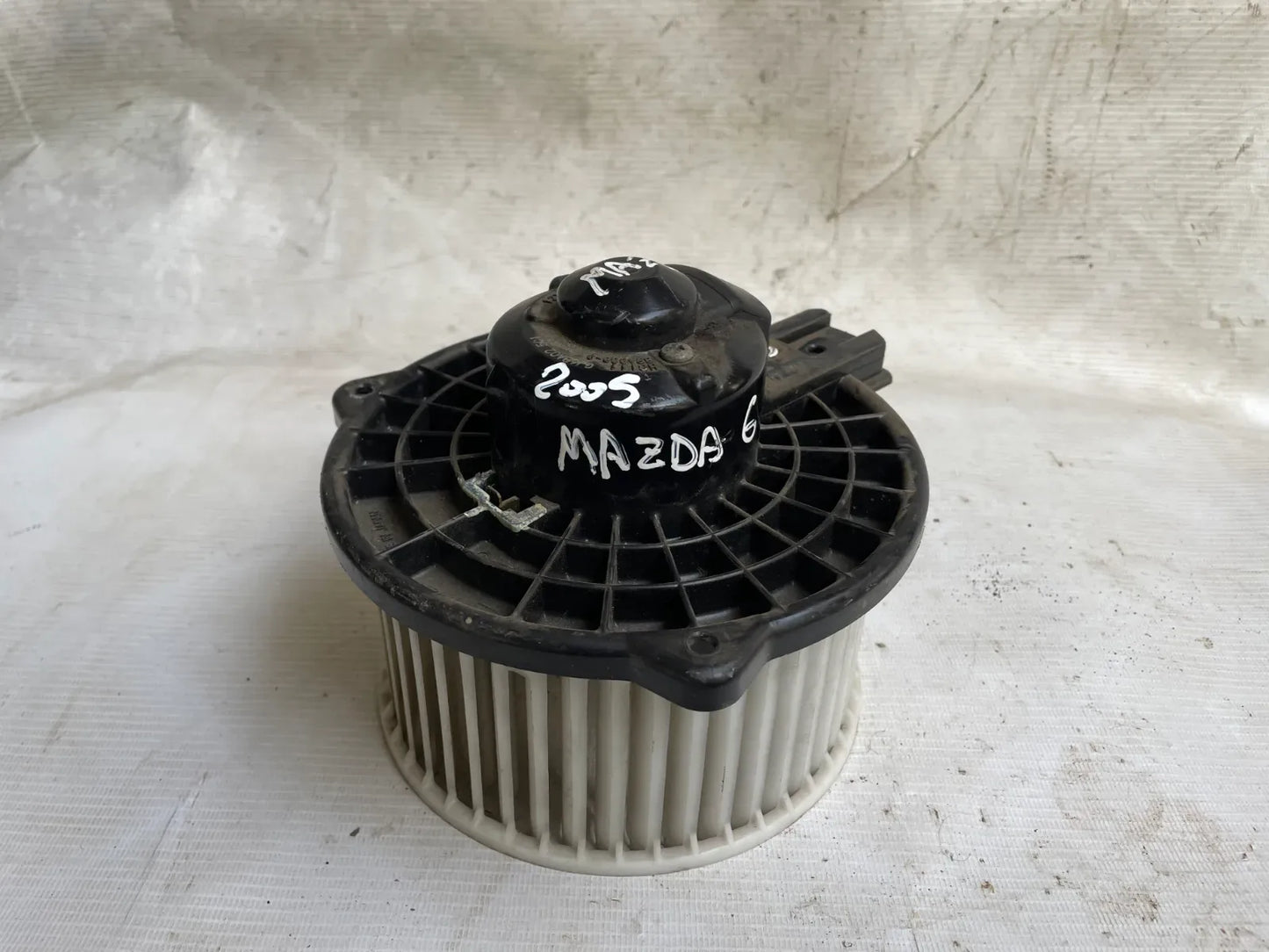 Motor de calefaccion Mazda 6 2005