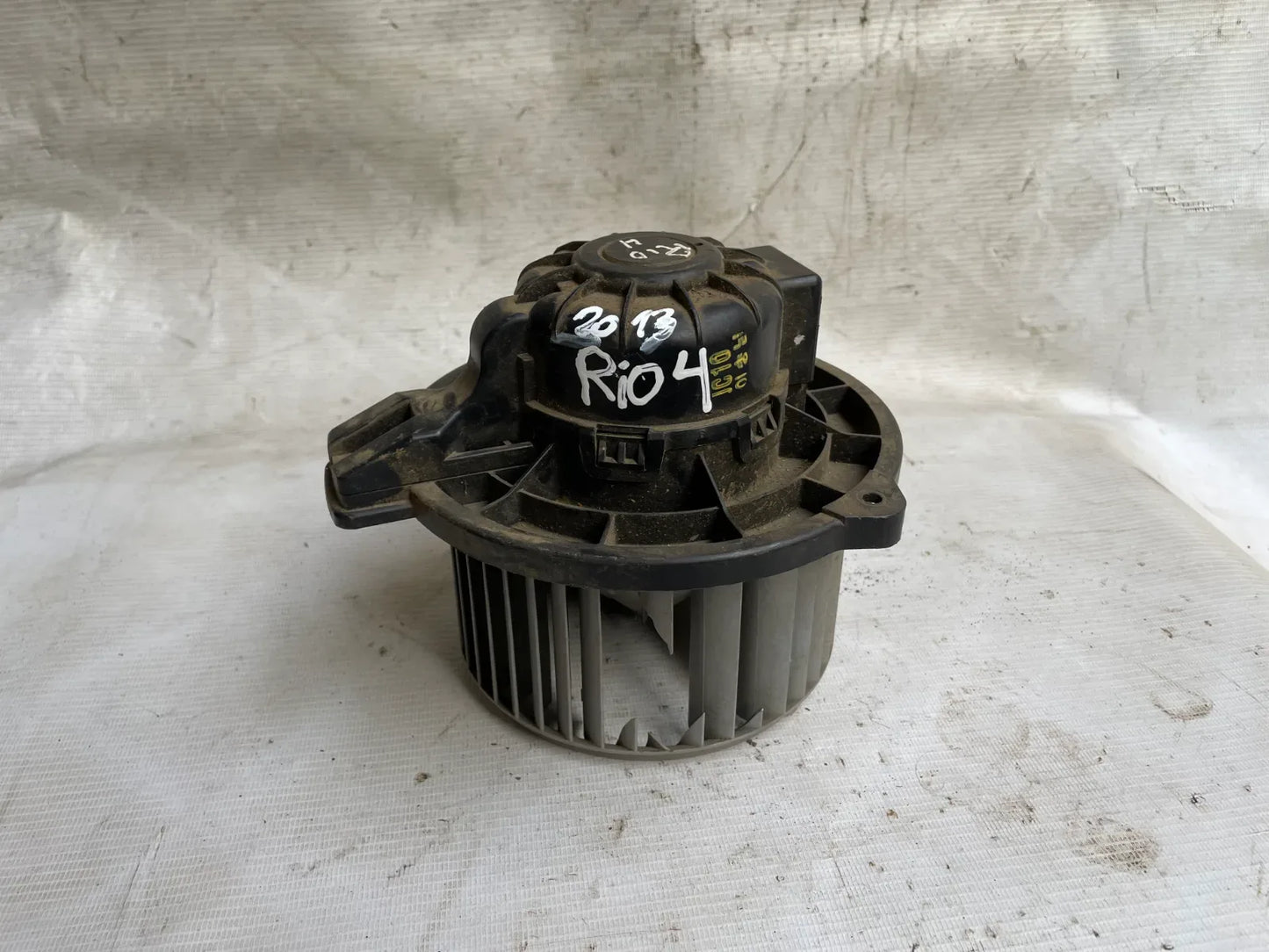 Motor de calefaccion Kia Rio 4 2013