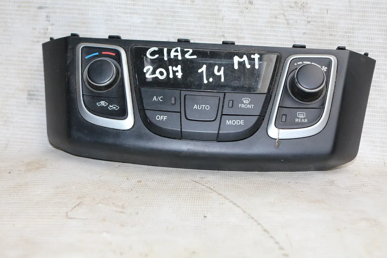 PANEL CALEFACCION Suzuki Ciaz 2017