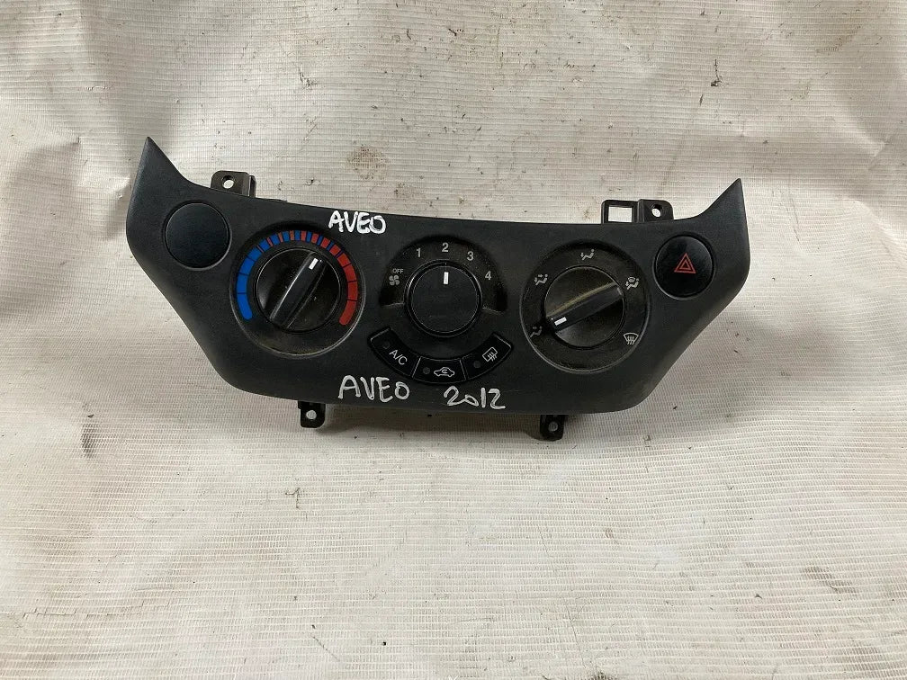 PANEL CALEFACCION Chevrolet Aveo 2012