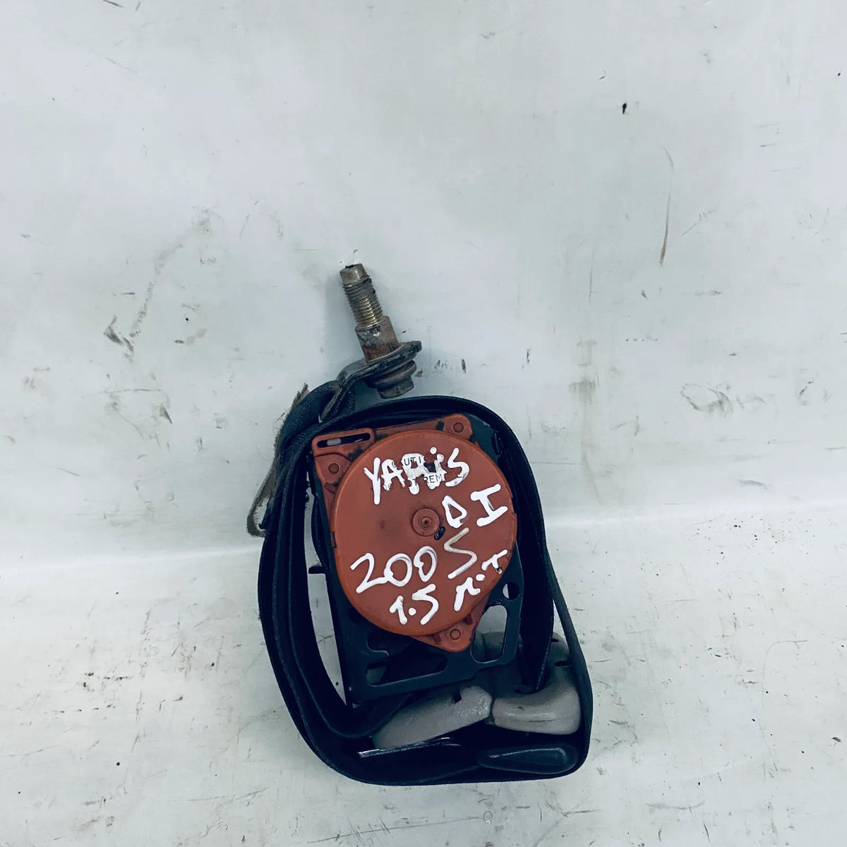CINTURON DEL-IZQ Toyota Yaris Ecco 2005 - 1.5 Bencina Mecánico