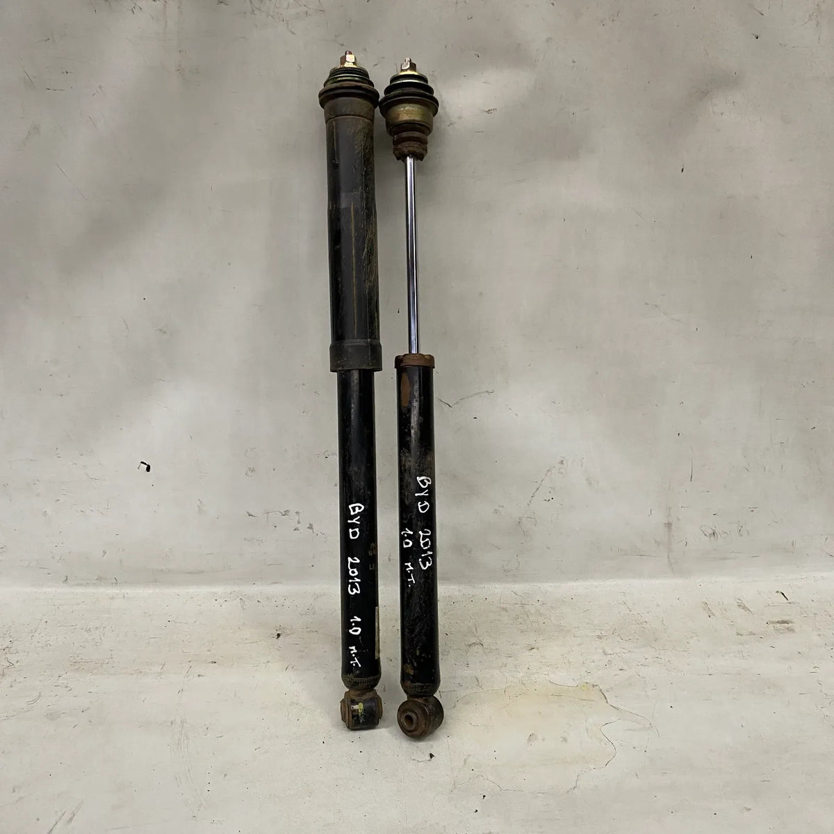 AMORTIGUADORES TRASEROS BYD F0 2013 - 1.0 Bencina Mecánico
