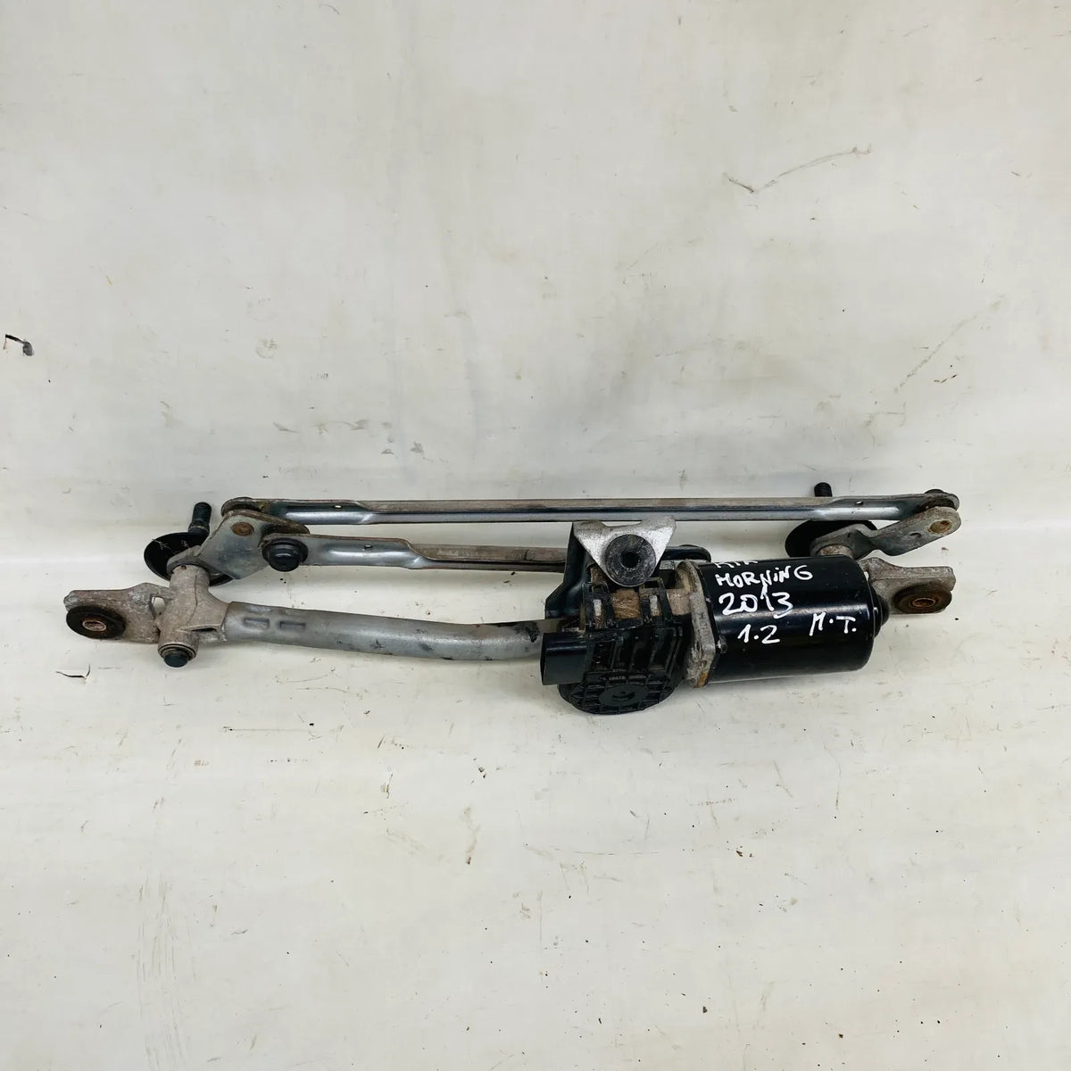 MOTOR LIMPIAPARABRISAS Kia Morning 2013 - 1.2 Bencina Mecánico