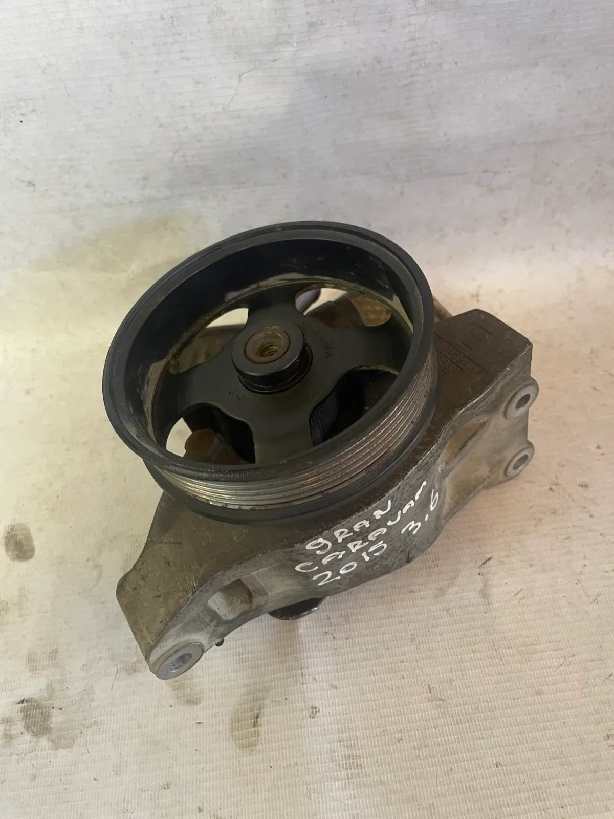 BOMBA HIDRAULICA Dodge GRAND CARAVAN 2015 - 3.6