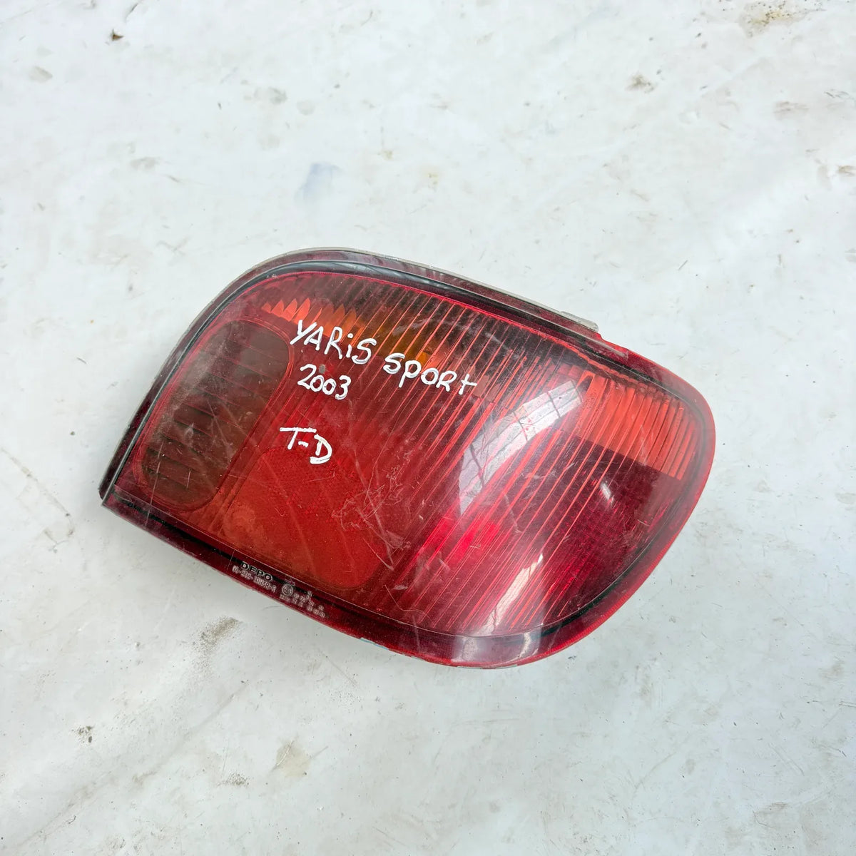 FOCO DERECHO Toyota Yaris Sport 2003 - 4x2 Bencina Mecánico