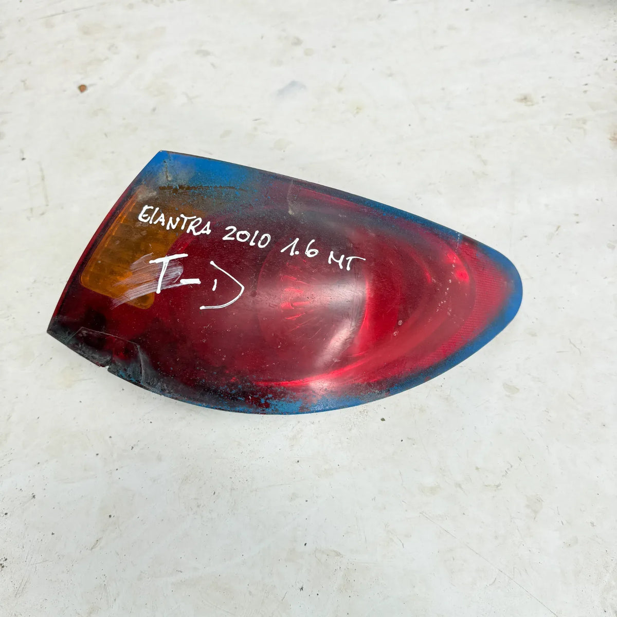 FOCO DERECHO Hyundai Elantra 2010 - 4x2 Bencina Mecánico