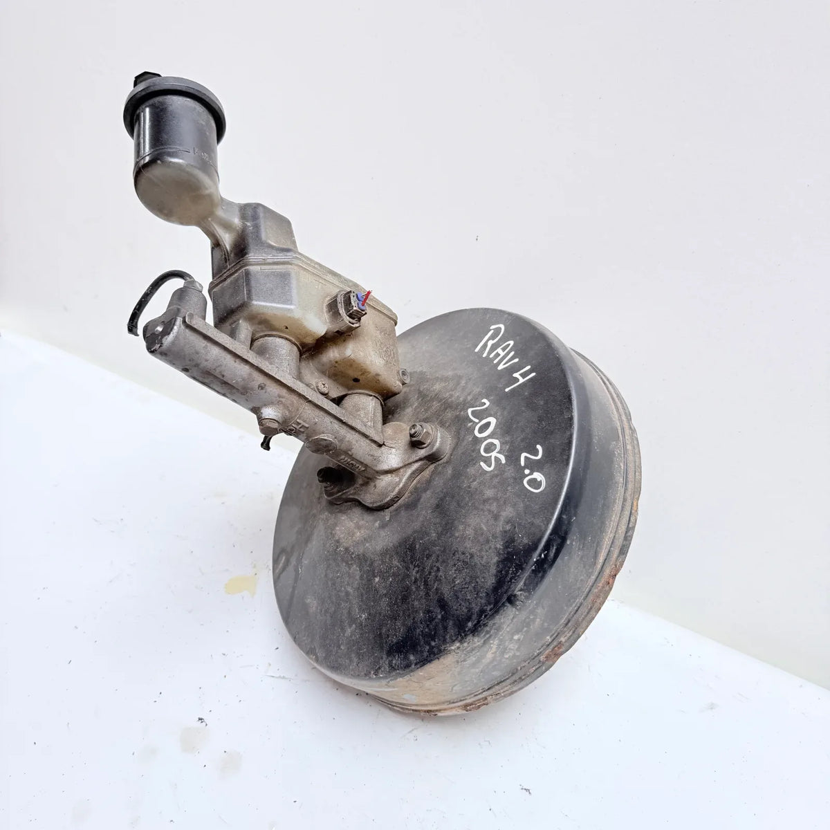 BOMBA DE FRENO CON SERVO Toyota Rav4 2005 - 2.0 4x2 Bencina Mecánico