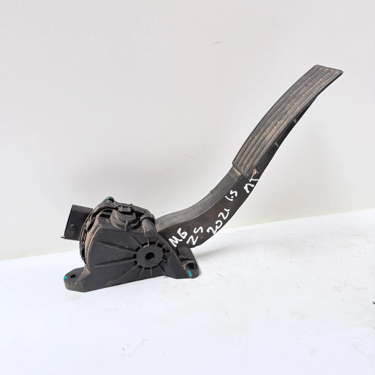PEDAL ACELERADOR Mg Zs 2021 - 1.5 4x2 Bencina Mecánico