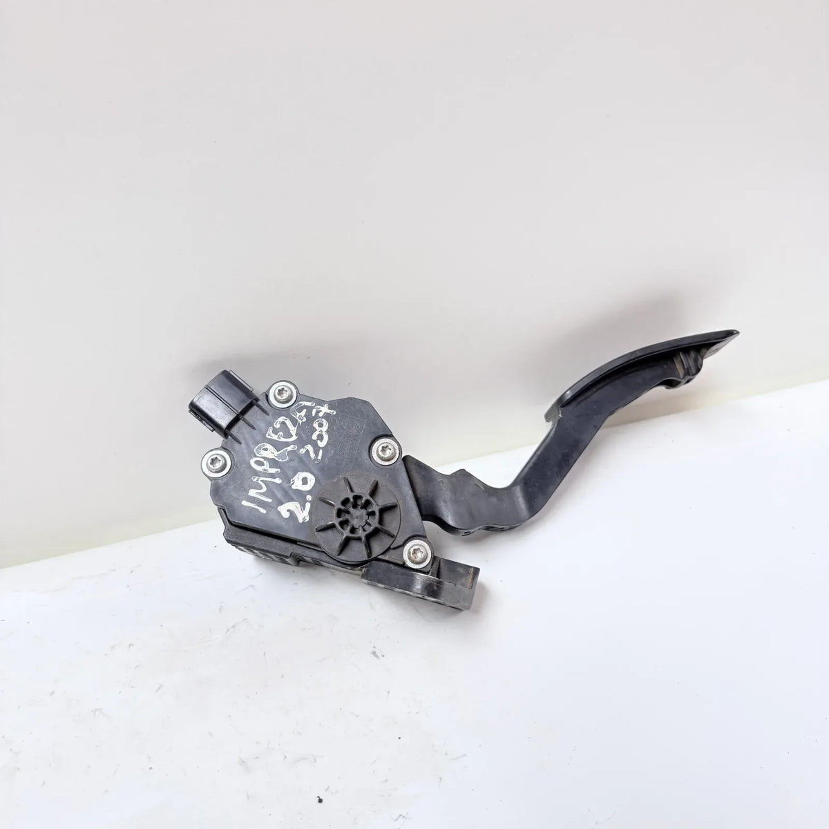 PEDAL ACELERADOR Subaru Impreza 2007 - 2.0 4x2 Bencina Mecánico