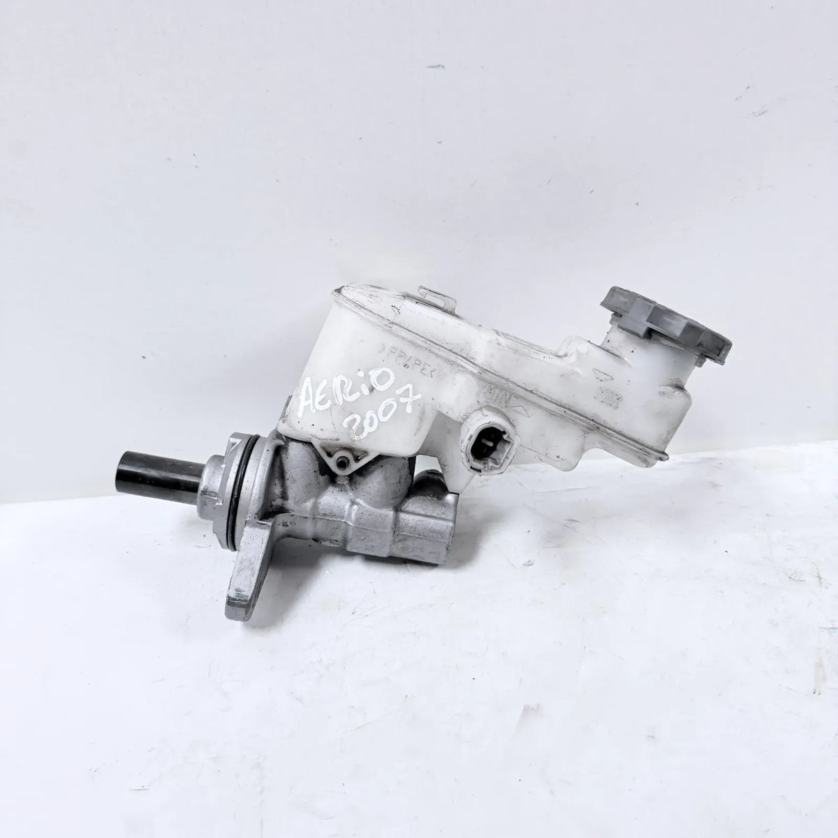 BOMBA DE FRENO Suzuki Aerio 2007 - 1.6 4x2 Bencina Mecánico