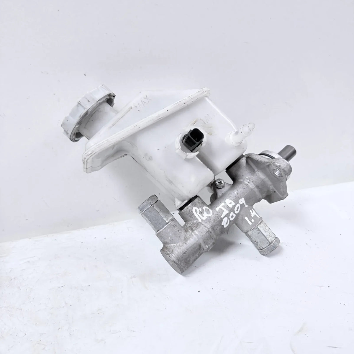 BOMBA DE FRENO Kia rio jb 2009 - 1.4 4x2 Bencina Mecánico