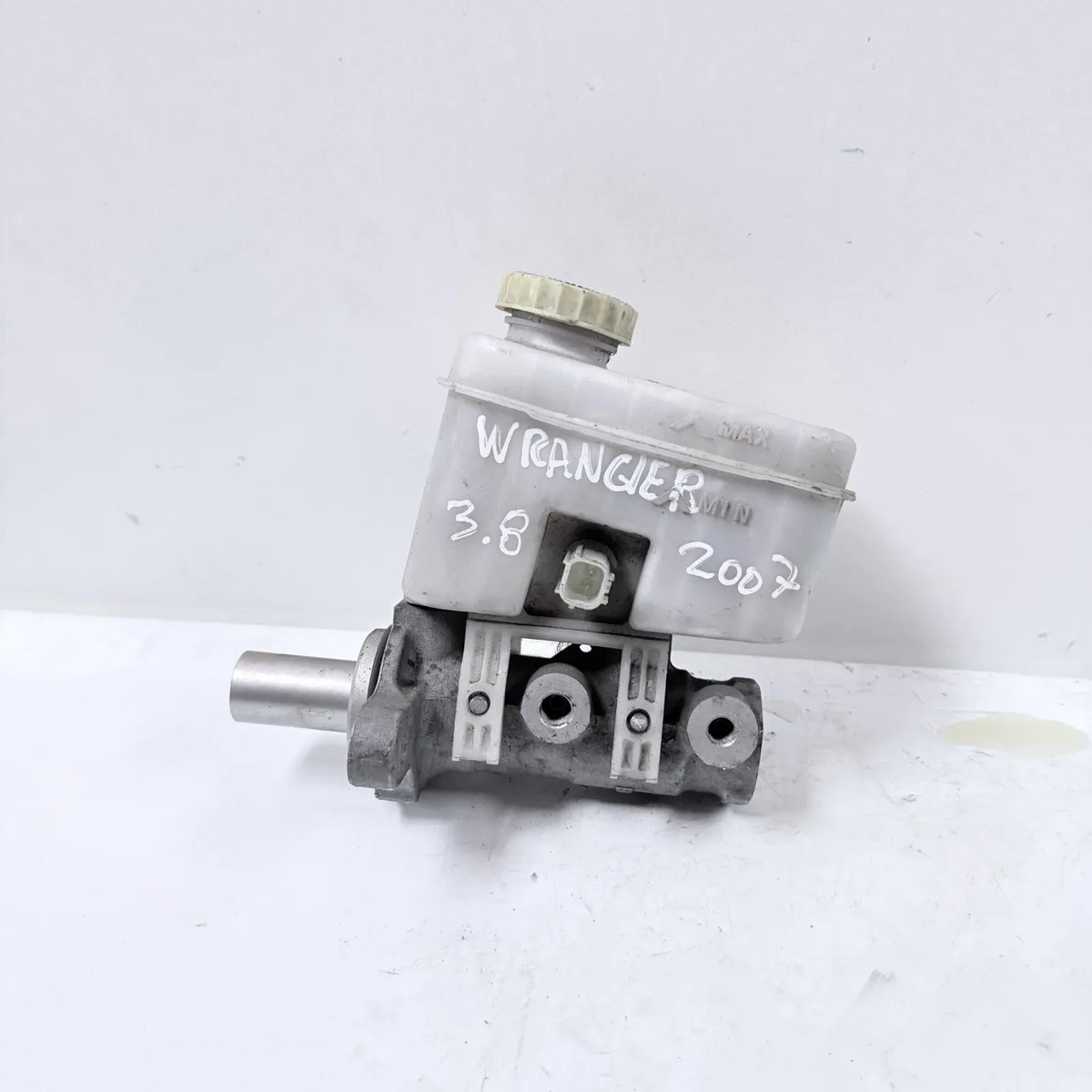 BOMBA DE FRENO Jeep Wrangler 2007 - 3.8 4x2 Bencina Mecánico