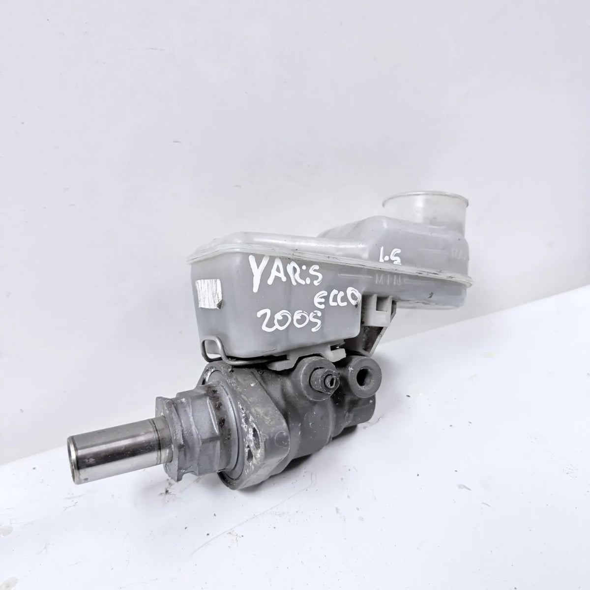 BOMBA DE FRENO Toyota Yaris Ecco 2005 - 1.5 4x2 Bencina Mecánico