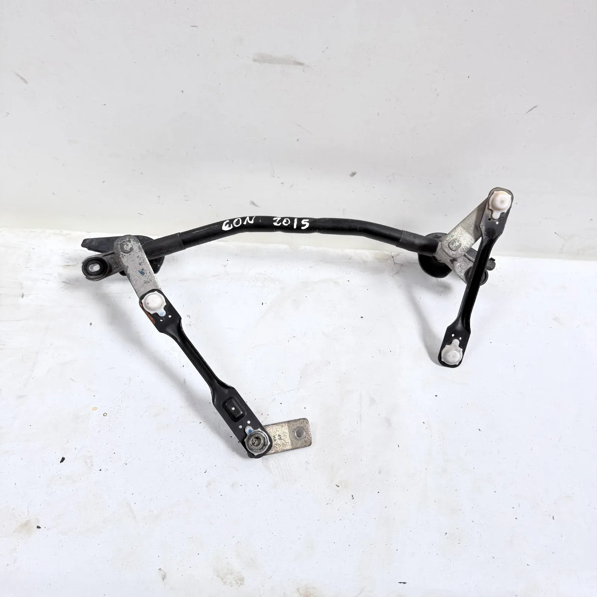 ARTICULACION LIMPIAPARABRISAS Hyundai EON 2015 - 0.8 4x2 Bencina Mecánico