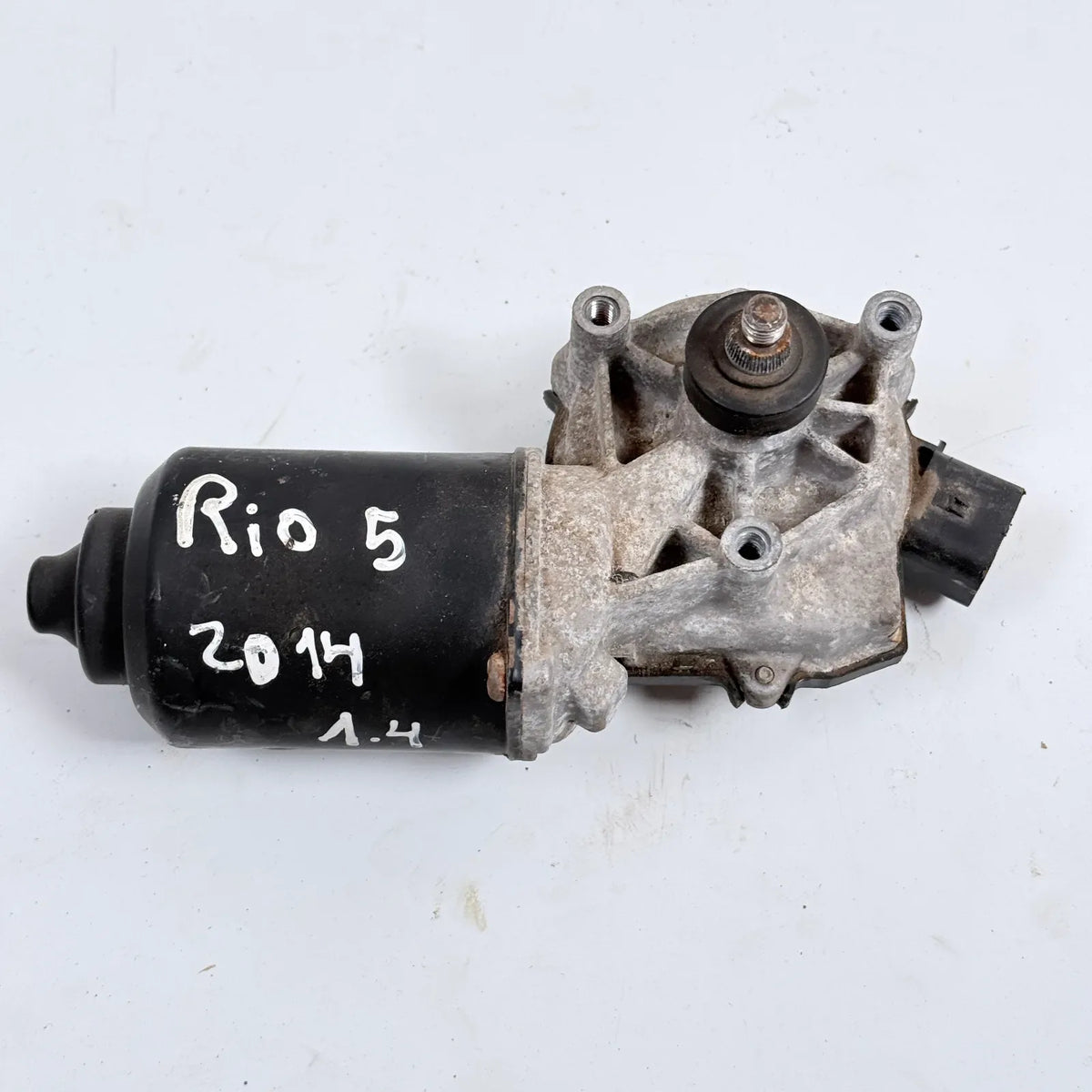 MOTOR LIMPIAPARABRISAS Kia RIO 5 2014 - 1.4 4x2 Bencina Mecánico