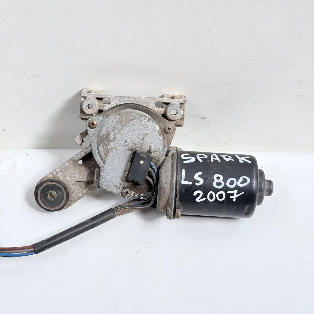 MOTOR LIMPIAPARABRISAS Chevrolet Spark LS 2007 - 0.8 4x2 Bencina Mecánico
