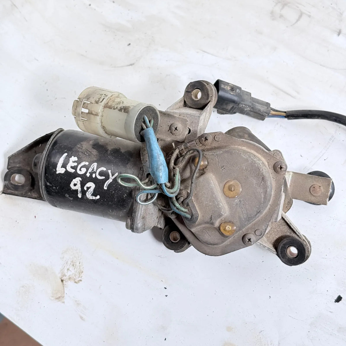 MOTOR LIMPIAPARABRISAS Subaru Legacy 1992 - 2.0 4x2 Bencina Mecánico