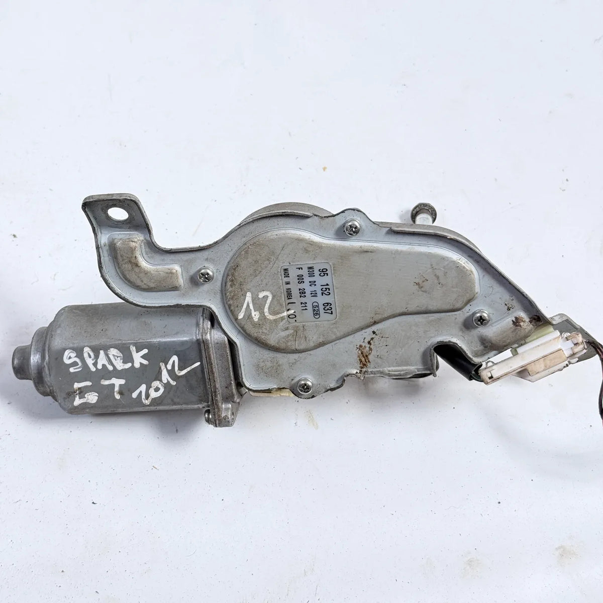 MOTOR LIMPIAPARABRISAS TRASERO Chevrolet Spark GT 2012 - 1.2 4x2 Bencina Mecánico
