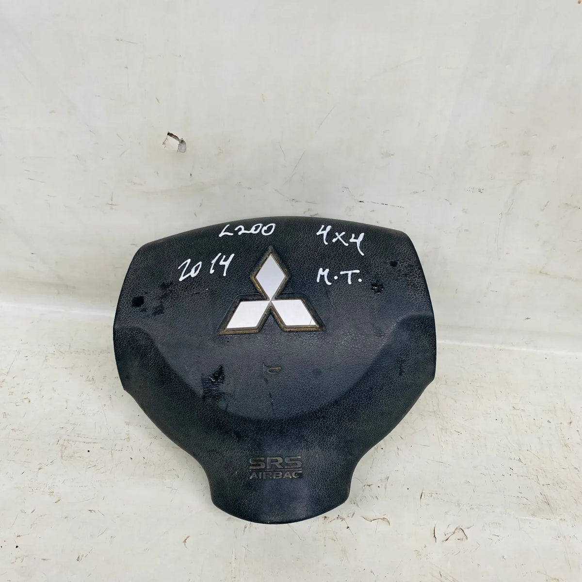 AIRBAG CHOFER Mitsubishi L200 2014 - 2.5 4x4 Diesel Mecánico