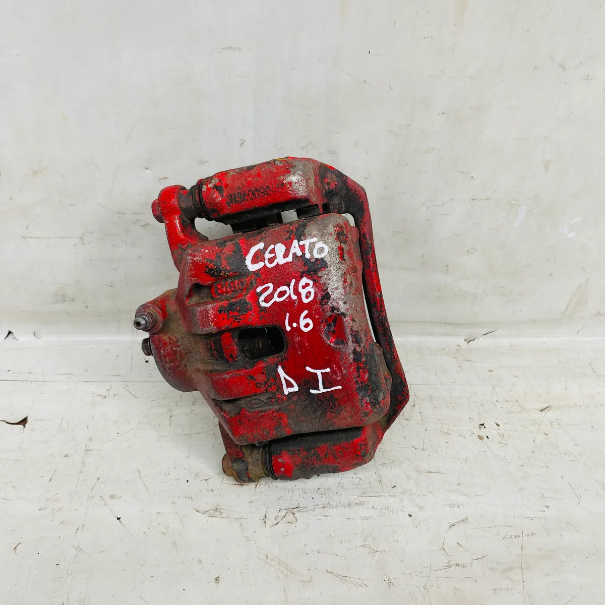 CALIPER DEL-IZQ Kia Cerato 2018 - 1.6 4x2 Bencina Mecánico