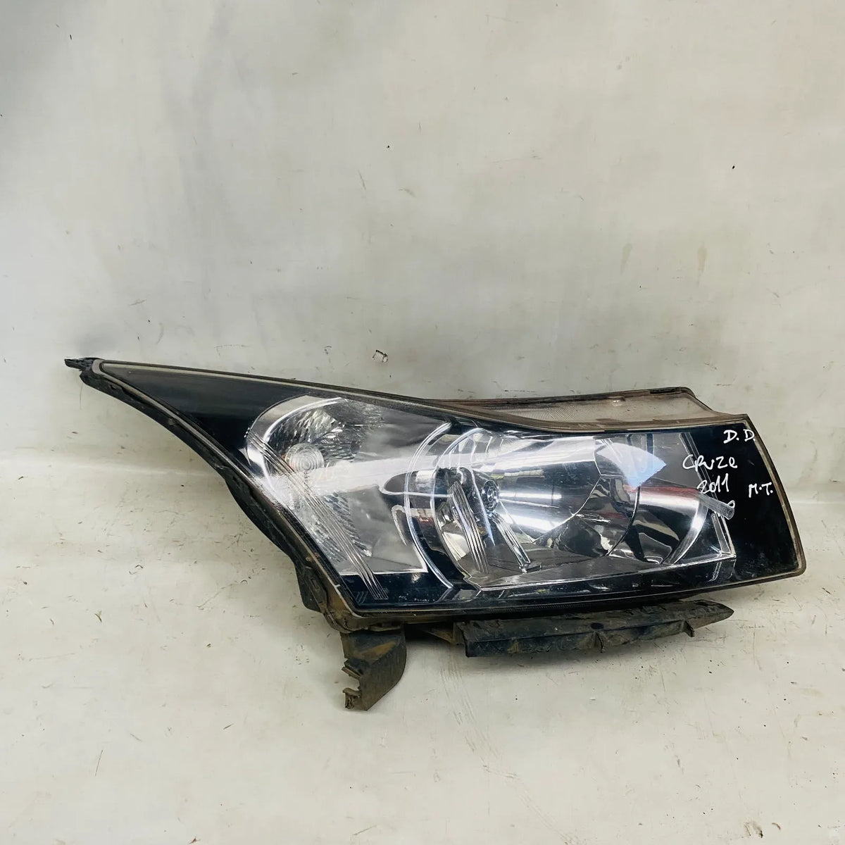 Optico Derecho Chevrolet Cruze 2011 - 1.8 4x2 Bencina Mecánico