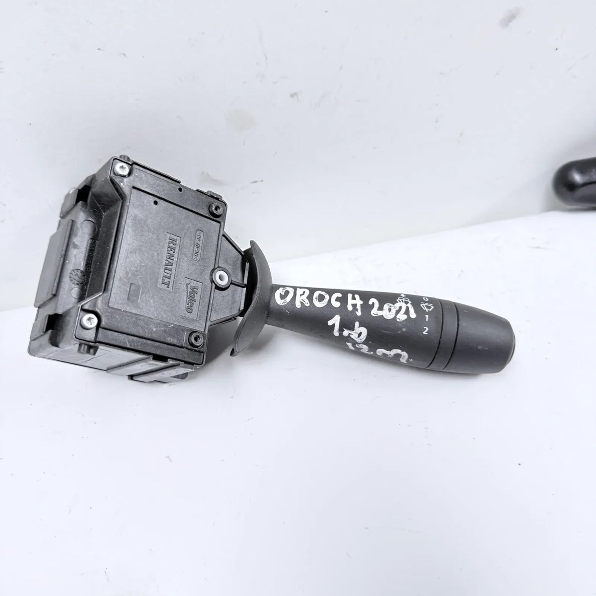 TELECOMANDO LIMPIAPARABRISAS Renault OROCH 2021 - 1.6 4x2 Bencina Mecánico