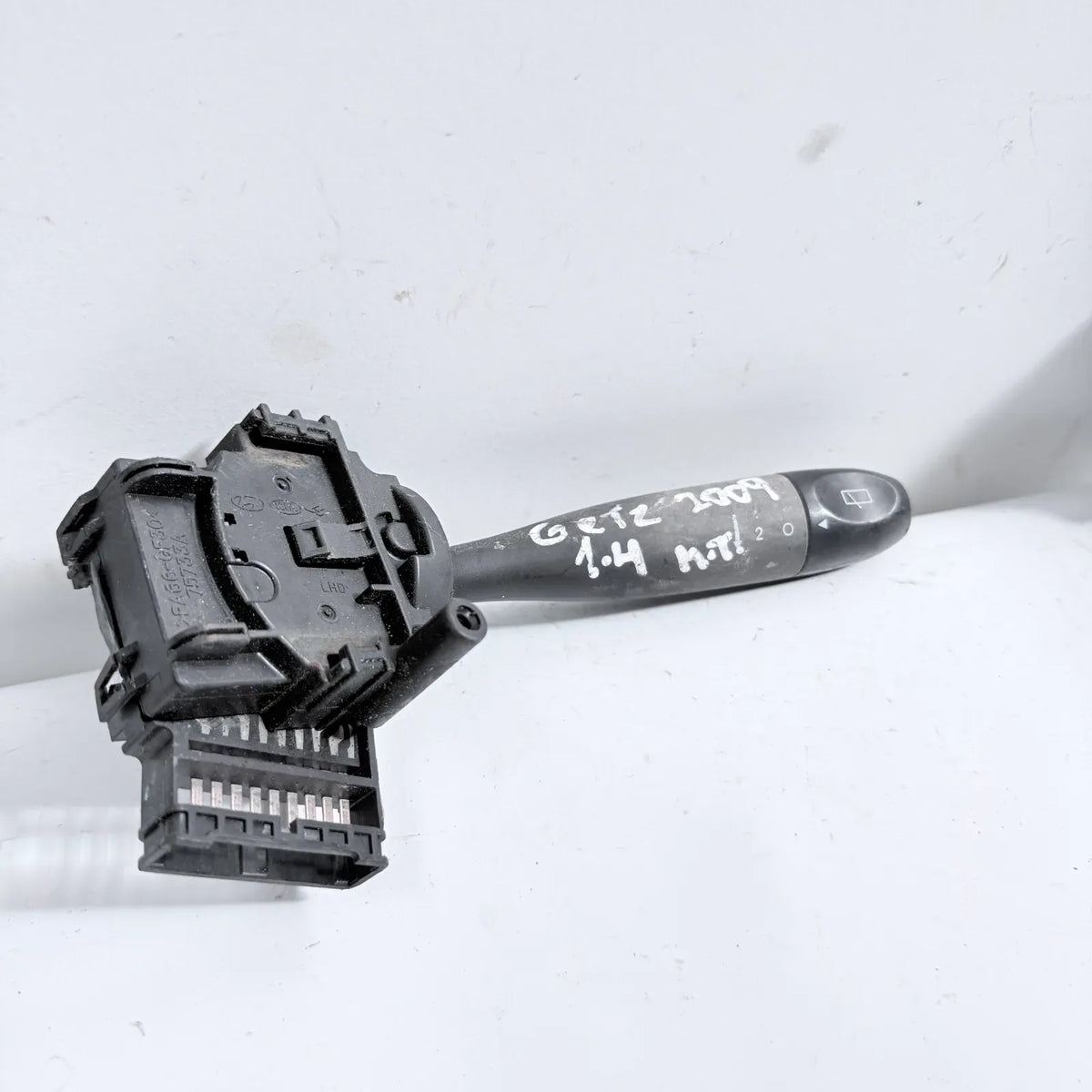 TELECOMANDO LIMPIAPARABRISAS Hyundai Getz 2009 - 1.4 4x2 Bencina Mecánico