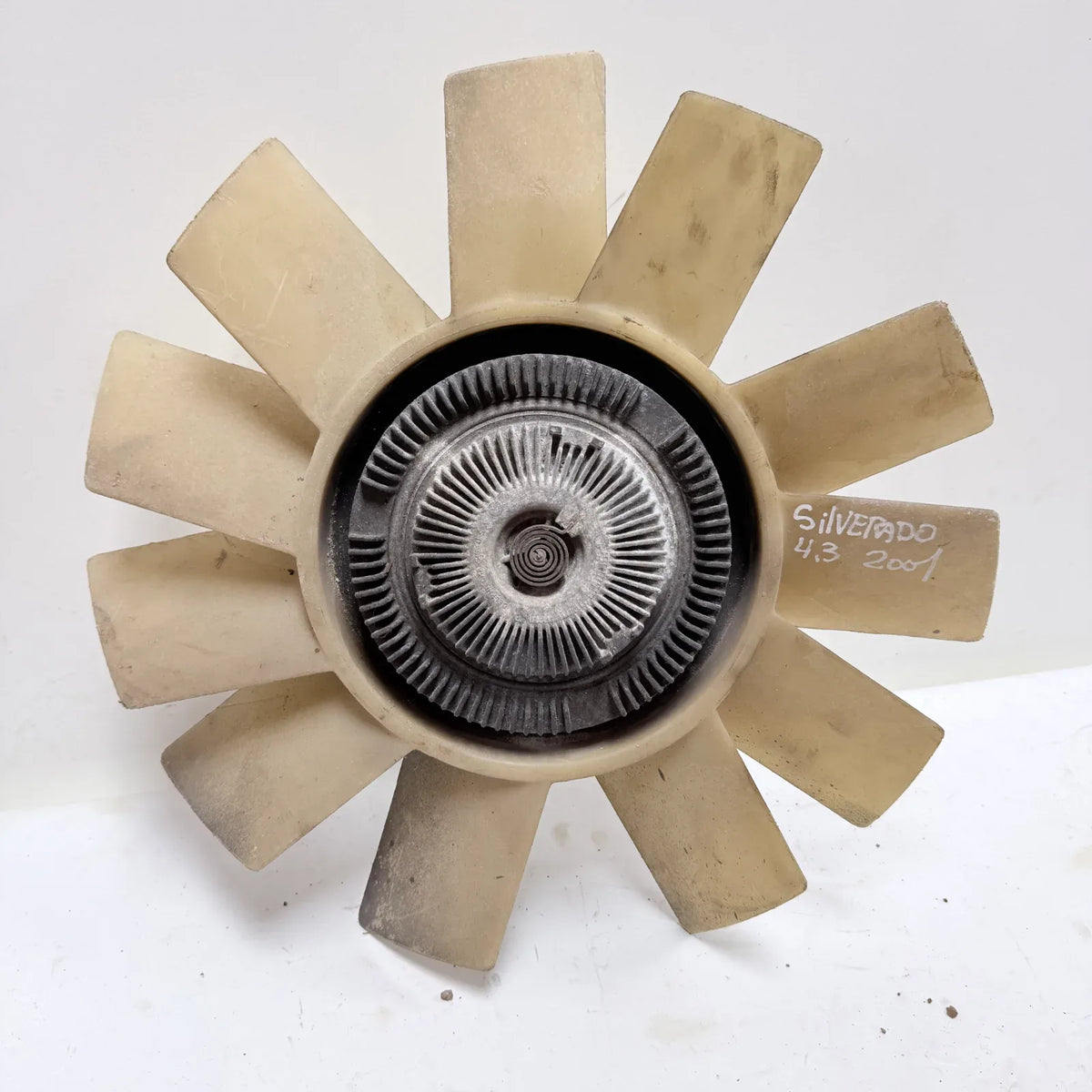 ASPA CON VISCOSO Chevrolet Silverado 2001 - 4.3 4x2 Bencina Mecánico