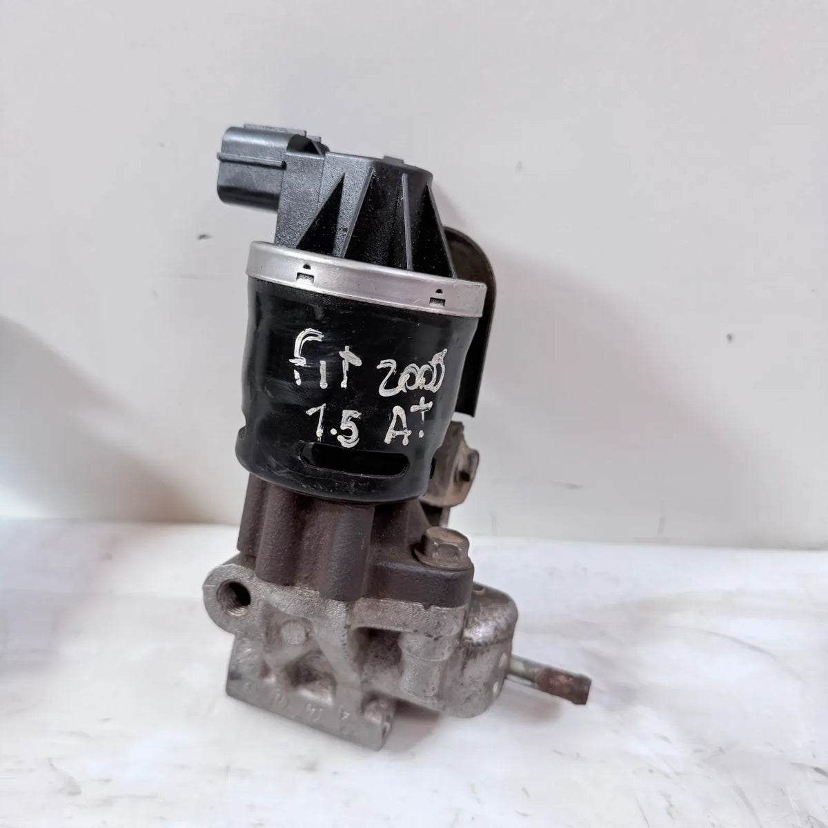 VALVULA EGR Honda FIT 2005 - 1.5 4x2 Bencina Automático