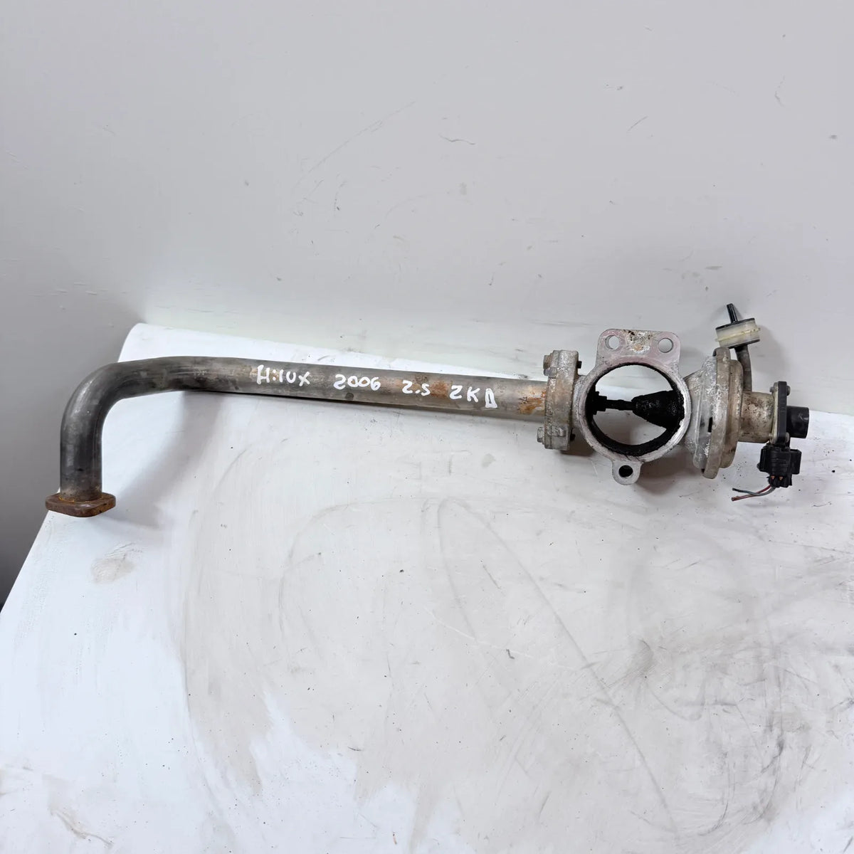 VALVULA EGR Toyota Hilux 2006 - 2.5 4x2 Diesel Mecánico