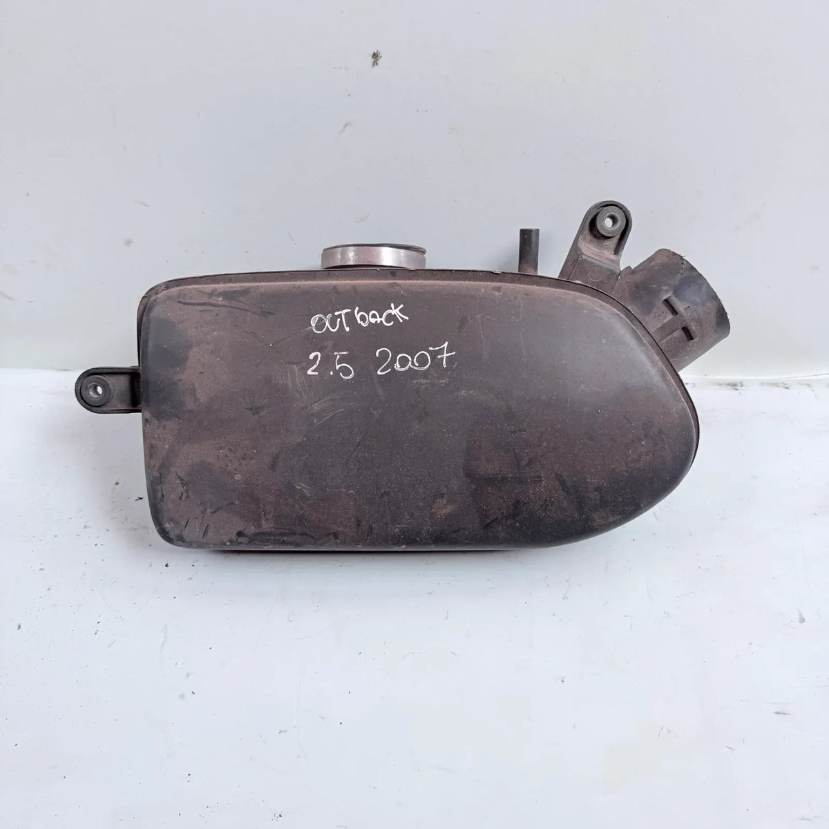 CAJA DE RESONANCIA Subaru Outback 2007 - 2.5 4x2 Bencina Mecánico