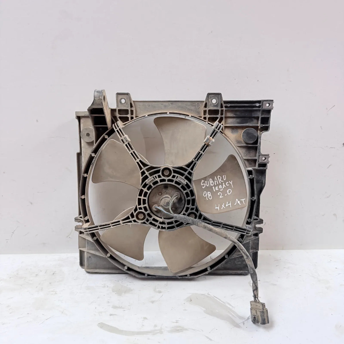 ELECTROVENTILADOR Subaru Legacy 1998 - 2.0 4x4 Bencina Automático