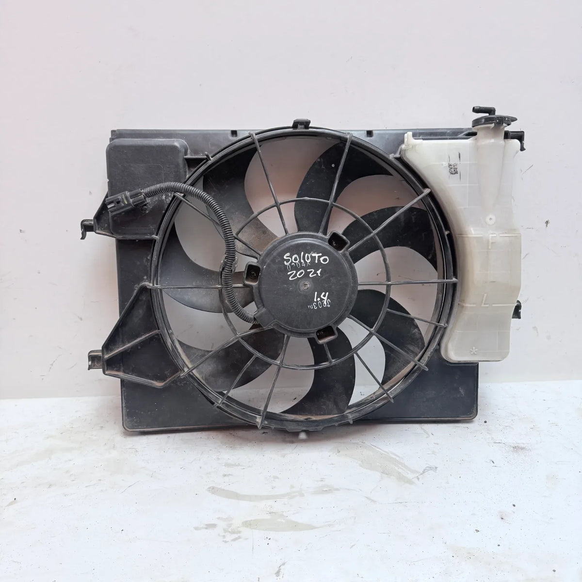 ELECTROVENTILADOR Kia soluto 2021 - 1.4 4x2 Bencina Mecánico