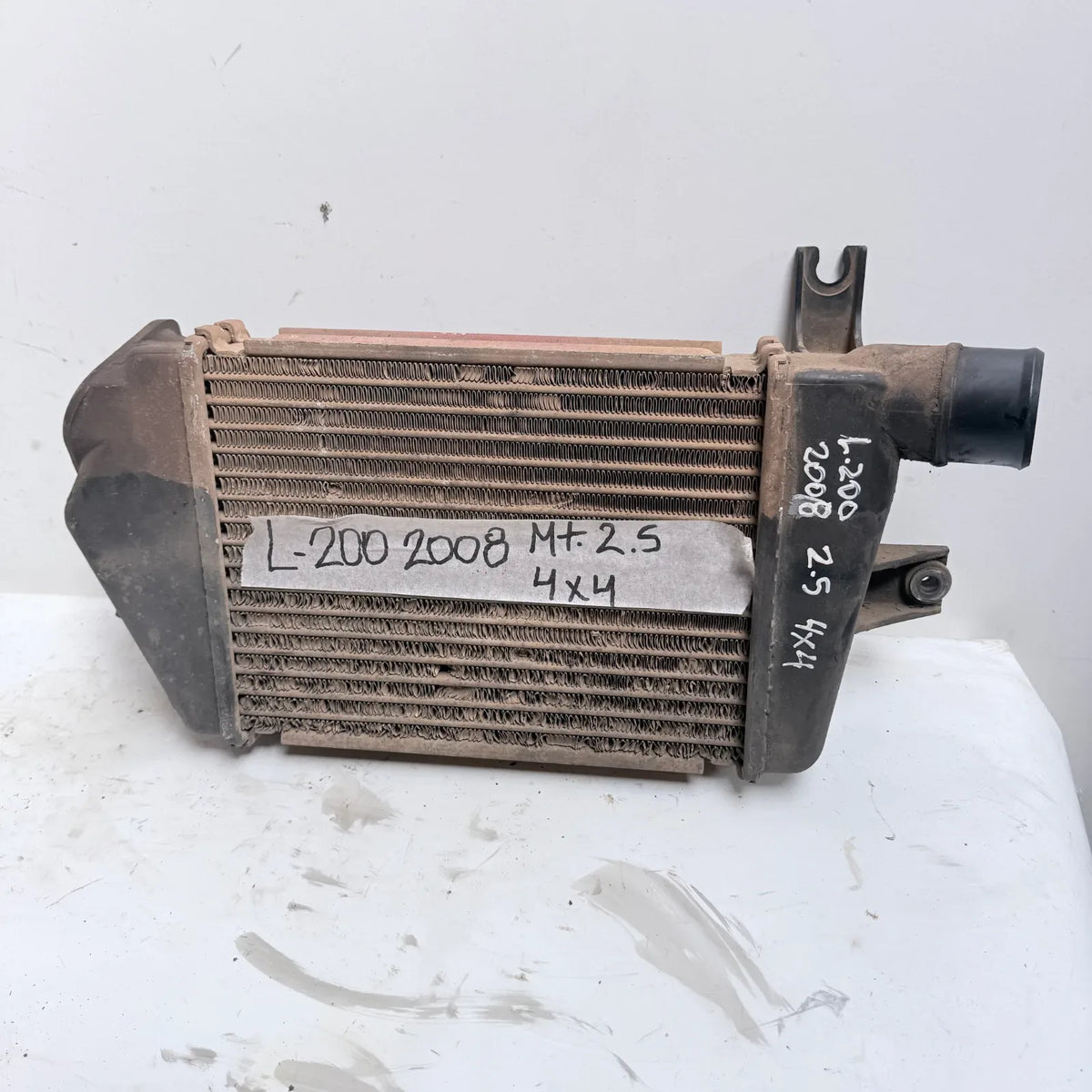 Intercooler Mitsubishi L200 2008 - 2.5 4x4 Diesel Mecánico