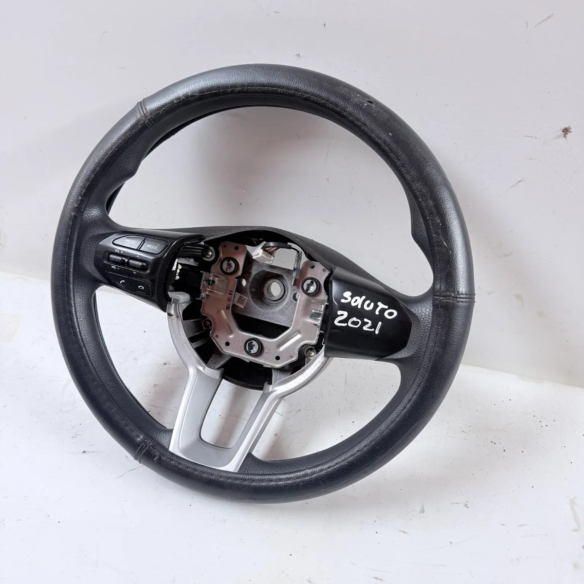 MANUBRIO Kia soluto 2021 - 1.4 4x2 Bencina Mecánico