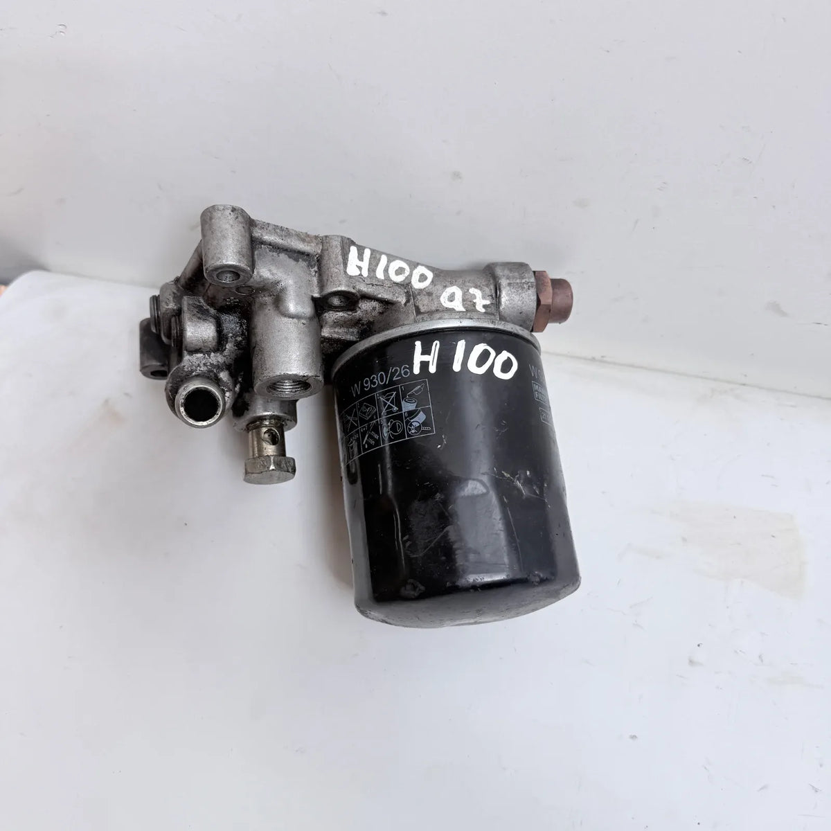 PORTAFILTRO DE ACEITE Hyundai H100 1997 - 4x2 Bencina Mecánico