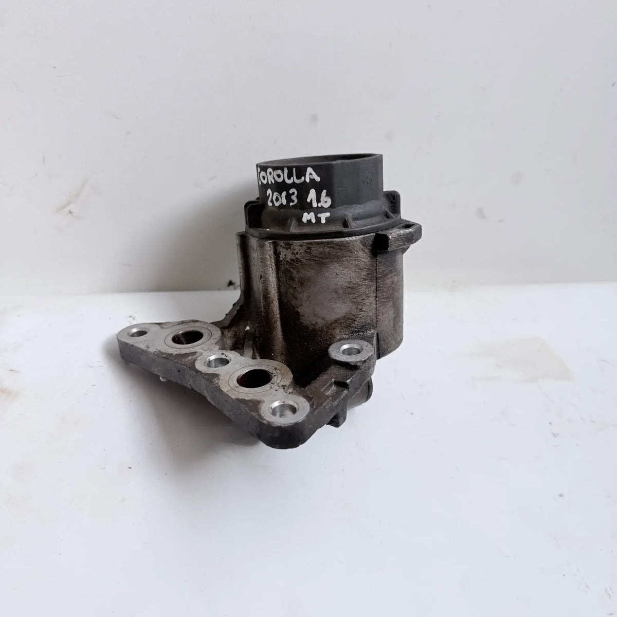 PORTAFILTRO DE ACEITE Toyota Corolla 2013 - 1.6 4x2 Bencina Mecánico