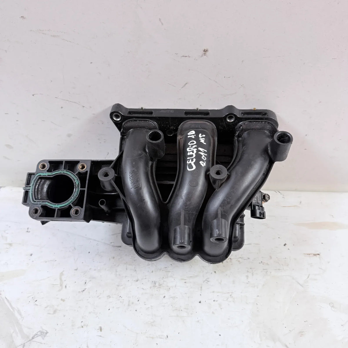 MULTIPLE DE ADMISION Suzuki CELERIO 2011 - 1.0 4x2 Bencina Mecánico