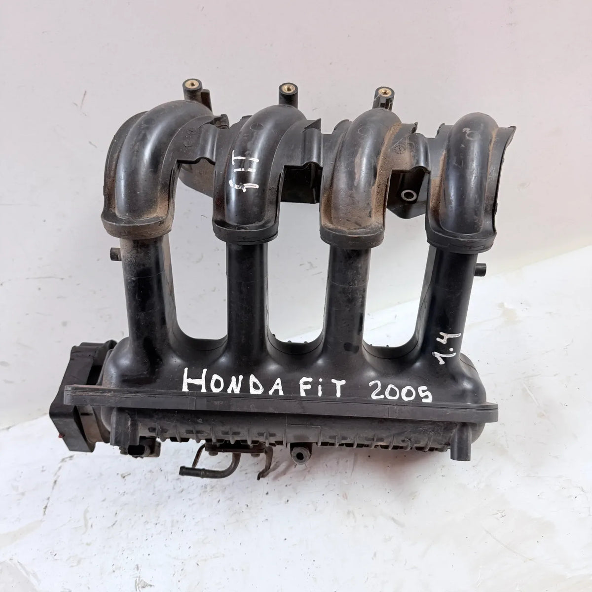 MULTIPLE DE ADMISION Honda FIT 2005 - 1.4 4x2 Bencina Mecánico