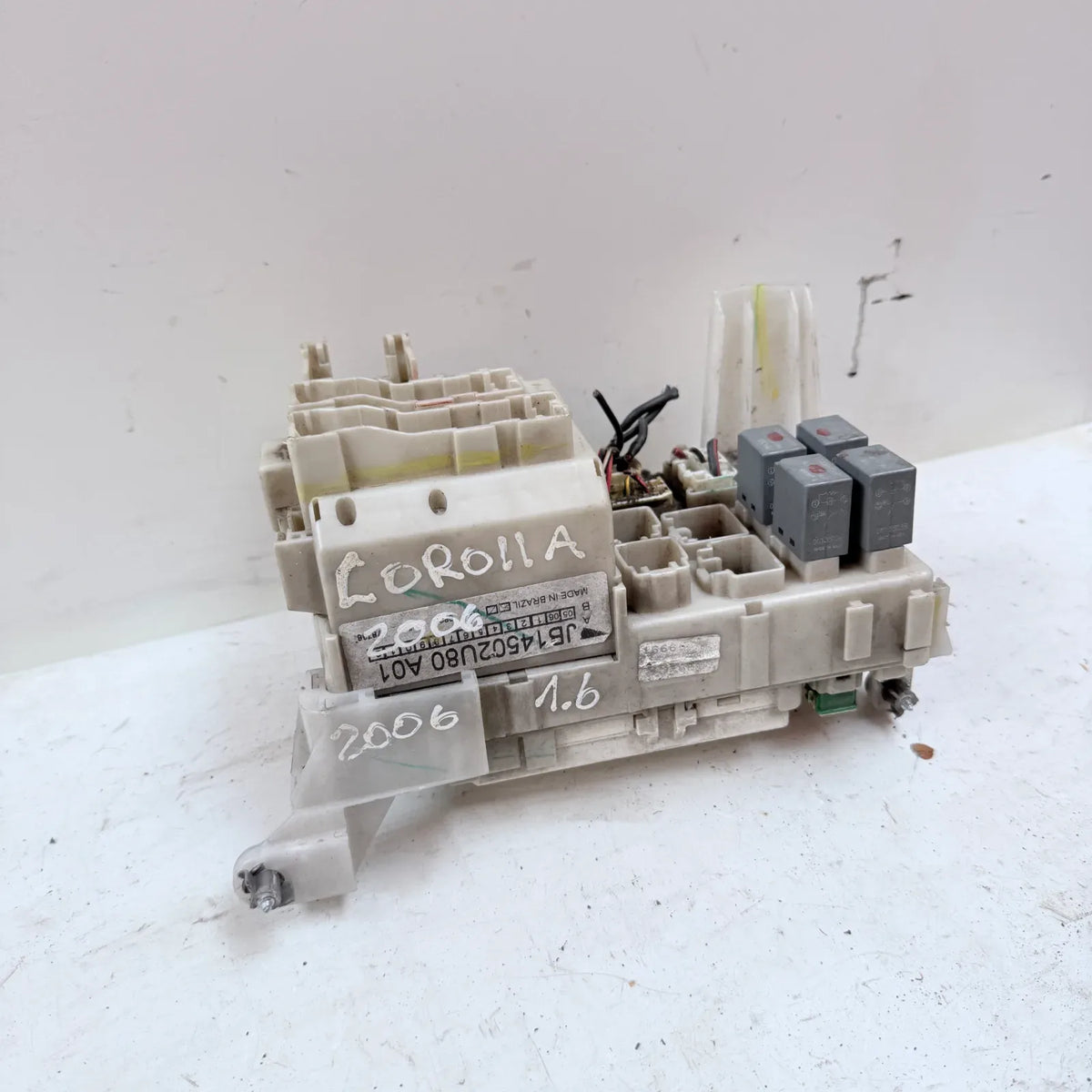 FUSILERA Toyota Corolla 2006 - 1.6 4x2 Bencina Mecánico