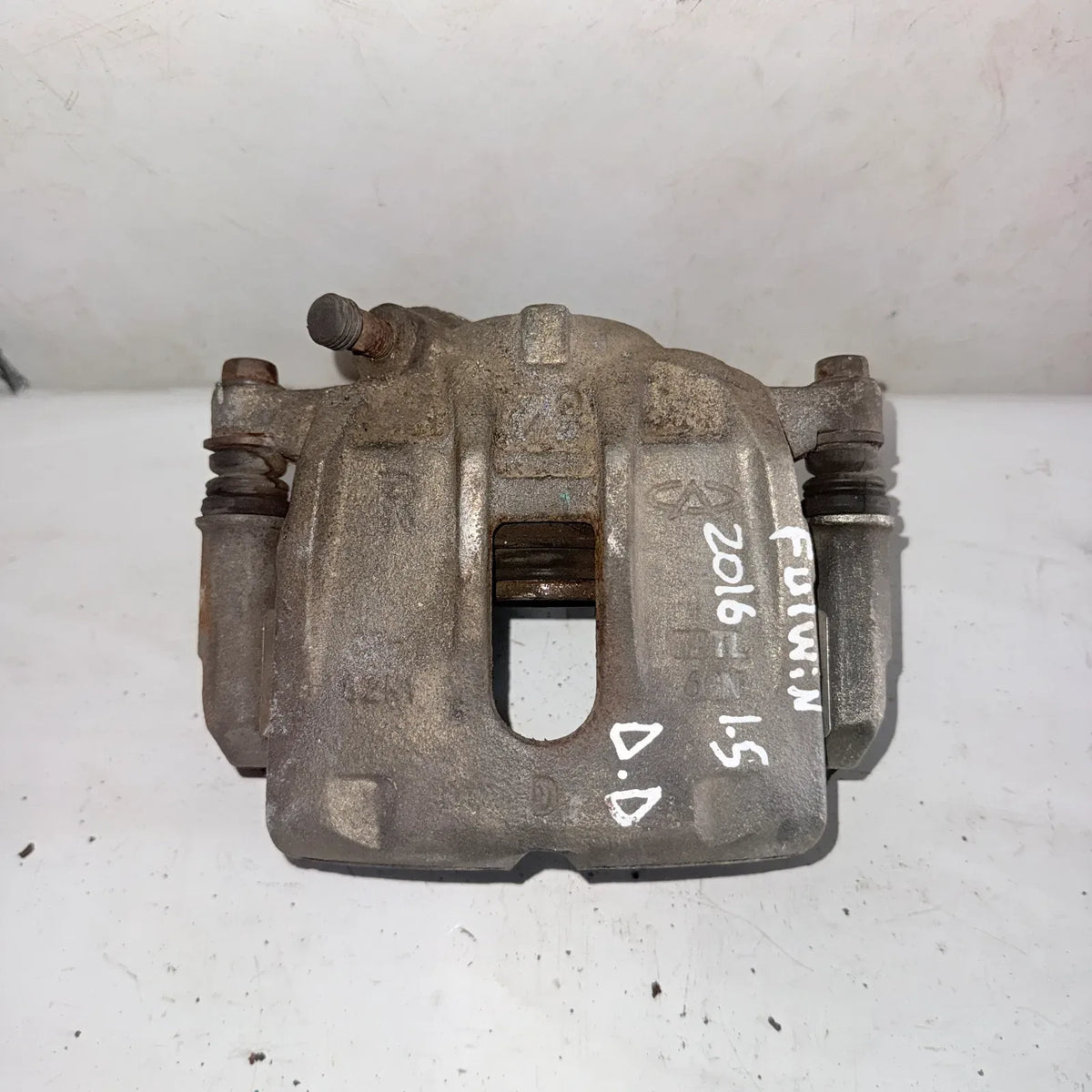 CALIPER DEL-DER Chery Fulwin 2016 - 1.5 4x2 Bencina Mecánico