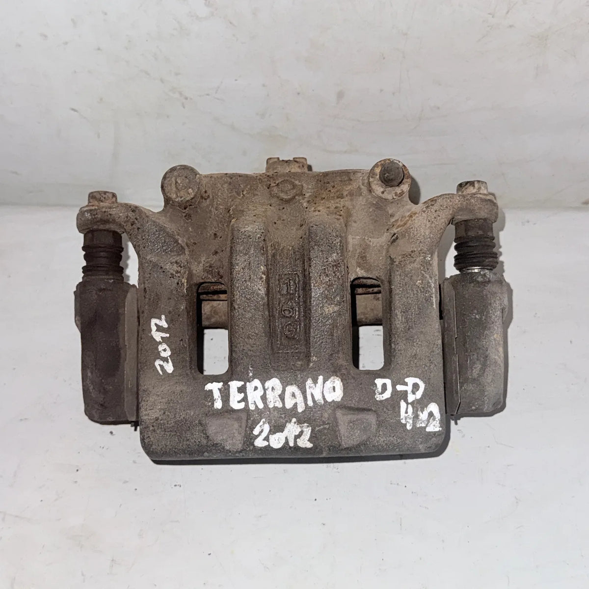 CALIPER DEL-DER Nissan Terrano 2012 - 2.5 4x2 Diesel Mecánico
