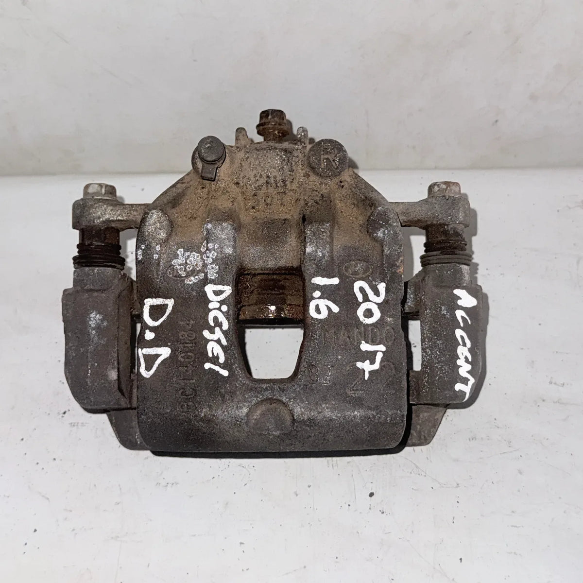 CALIPER DEL-DER Hyundai Accent 2017 - 1.6 4x2 Diesel Mecánico